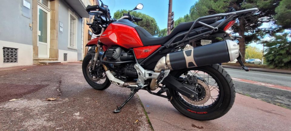 MOTO GUZZI V85 TT 850 4