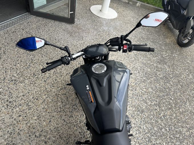 YAMAHA MT-07 (47.5CV) 4