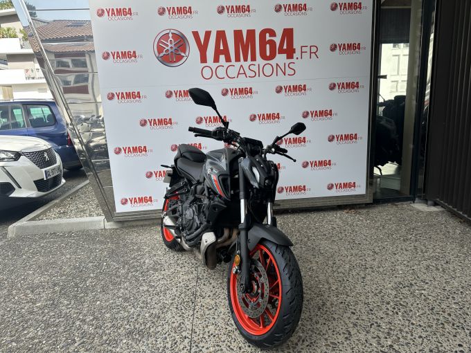 YAMAHA MT-07 (47.5CV) 4