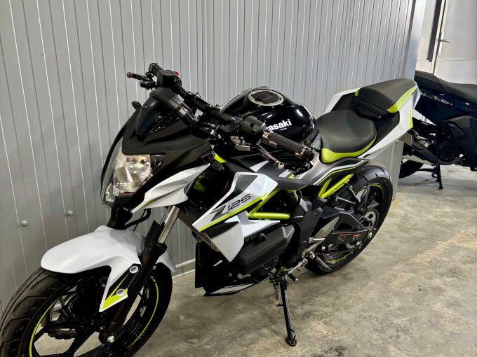 KAWASAKI Z-125 4