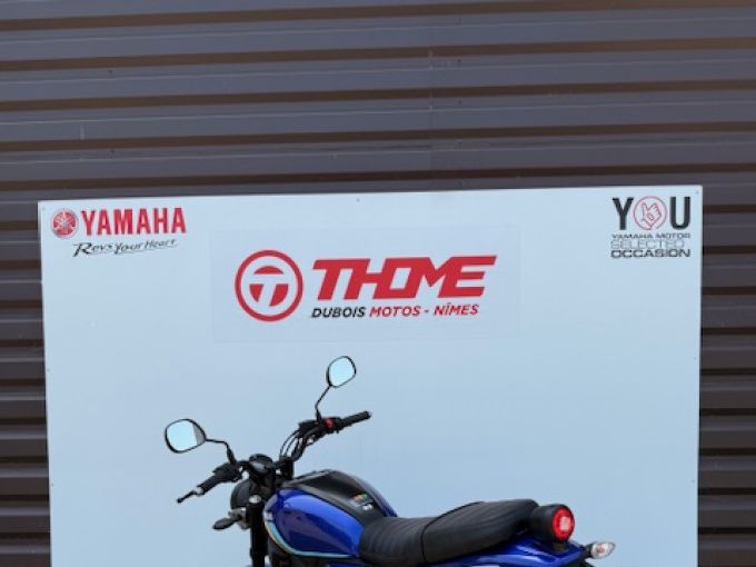 YAMAHA XSR 125 4