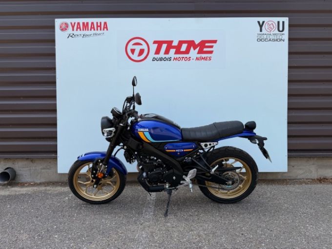 YAMAHA XSR 125 4