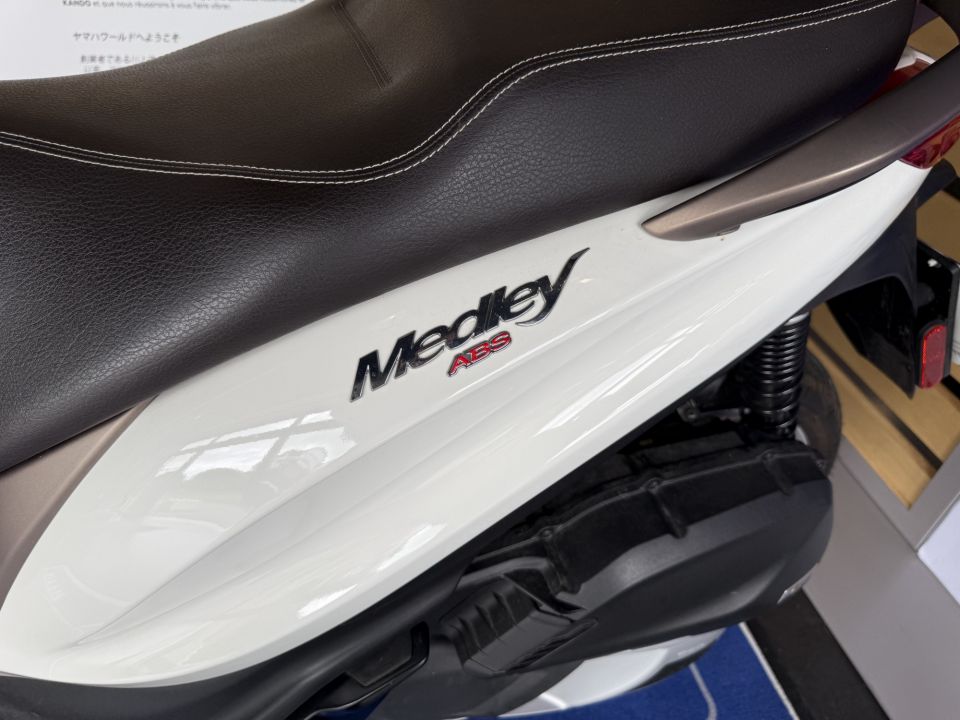 PIAGGIO MEDLEY 125 4