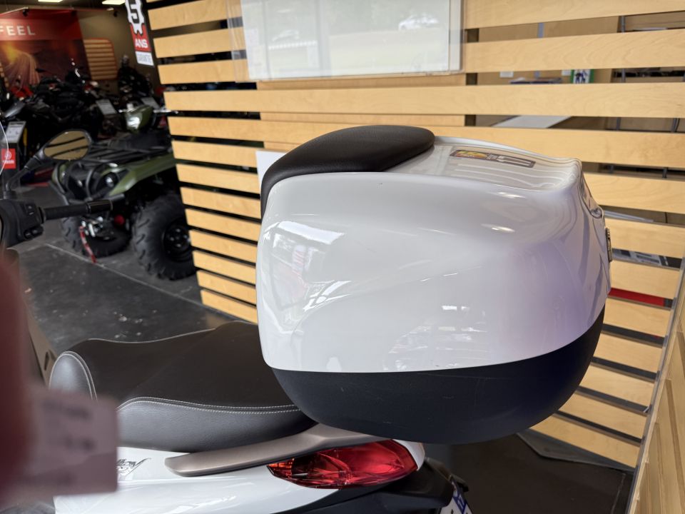 PIAGGIO MEDLEY 125 4