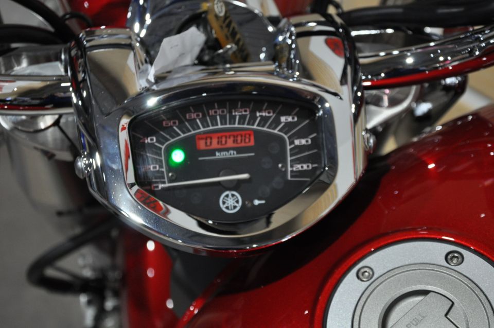 YAMAHA XVS 1300 4