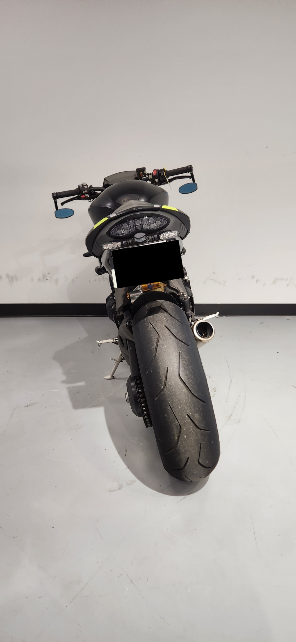 TRIUMPH SPEED TRIPLE 1050 RS 4