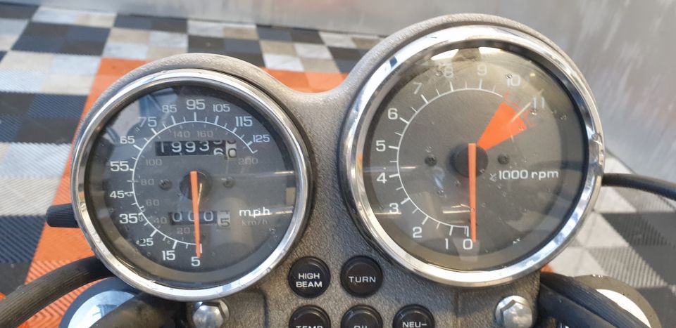 HONDA VF 750C MAGNA 4