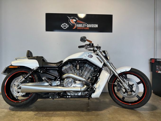 HARLEY-DAVIDSON V-ROD MUSCLE 1250 4