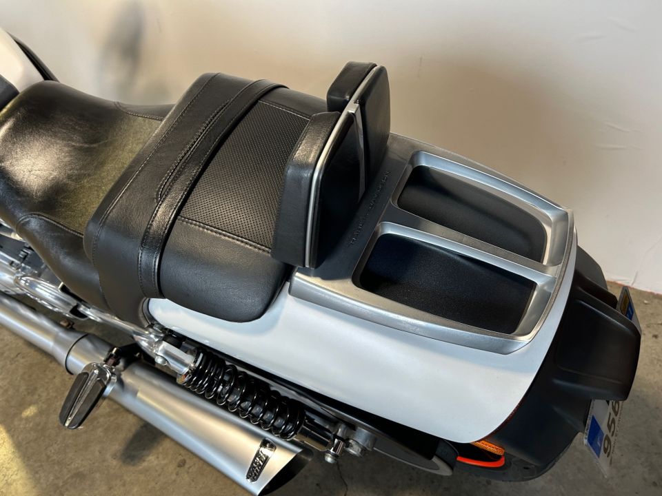 HARLEY-DAVIDSON V-ROD MUSCLE 1250 4