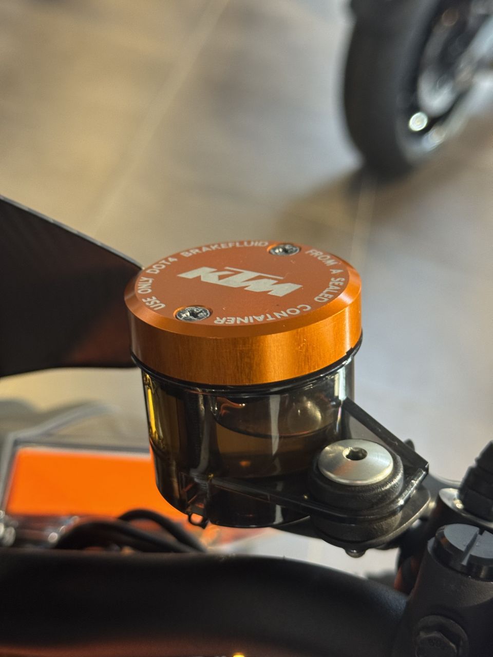 KTM 1290 SUPER DUKE R EVO 4