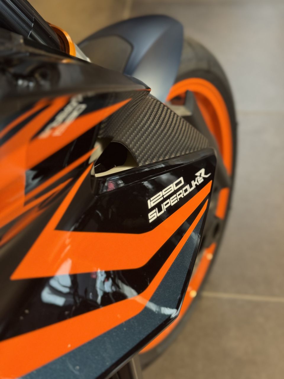 KTM 1290 SUPER DUKE R EVO 4