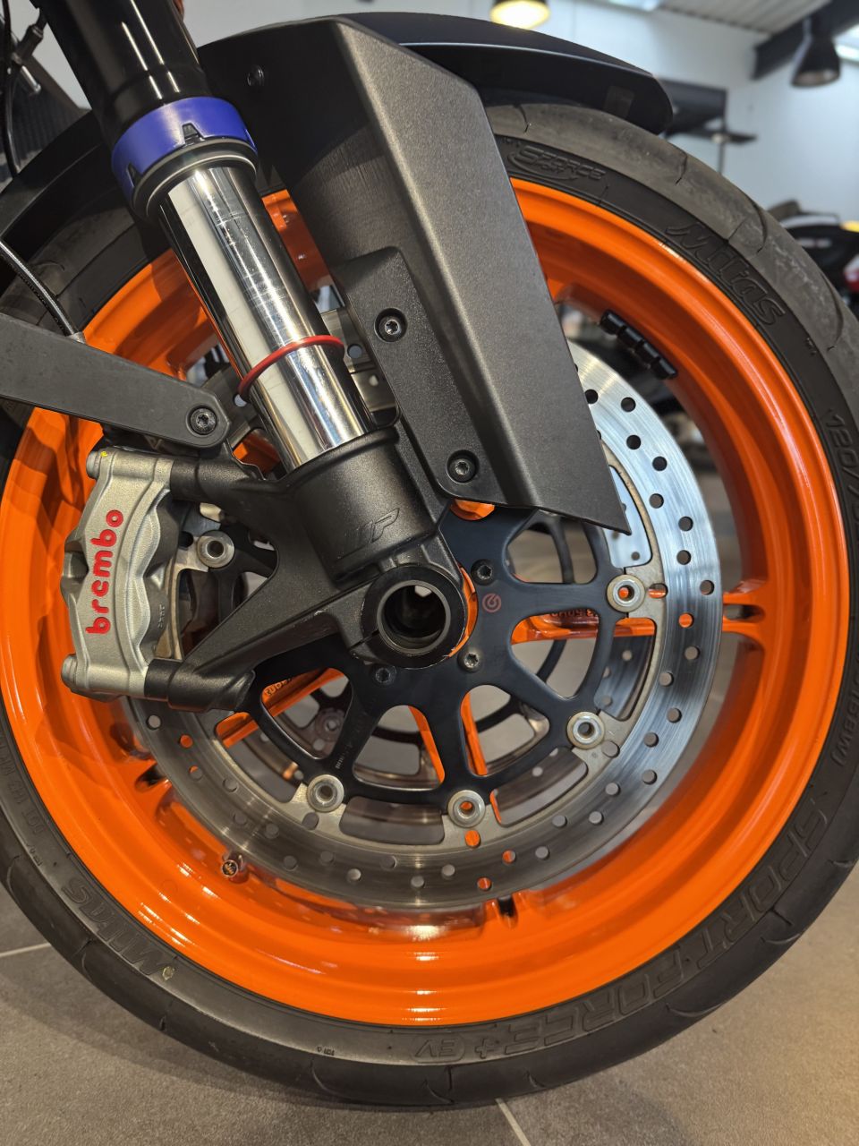KTM 1290 SUPER DUKE R EVO 4