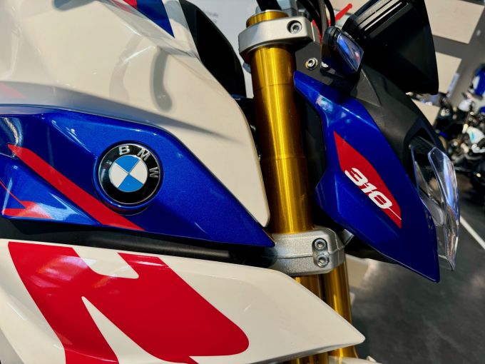 BMW G 310 R 4