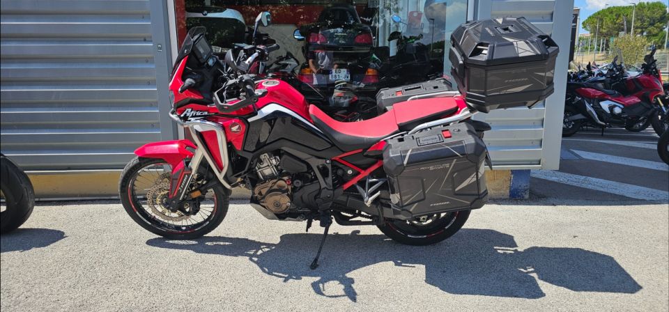 HONDA Africa Twin CRF1100L 4