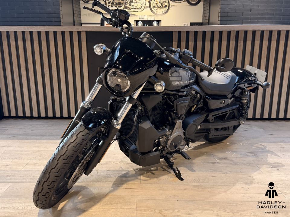 HARLEY-DAVIDSON SPORTSTER Nightster 975 RH 4