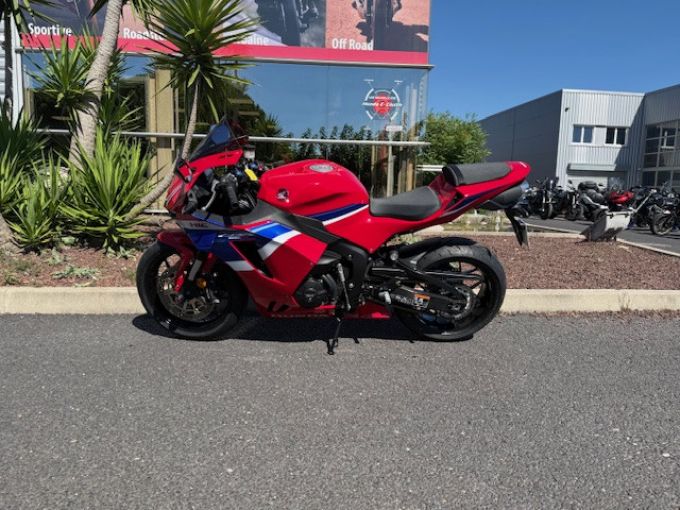 HONDA CBR600RR ABS 4