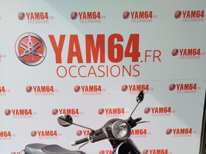 VESPA GTS SUPER 4