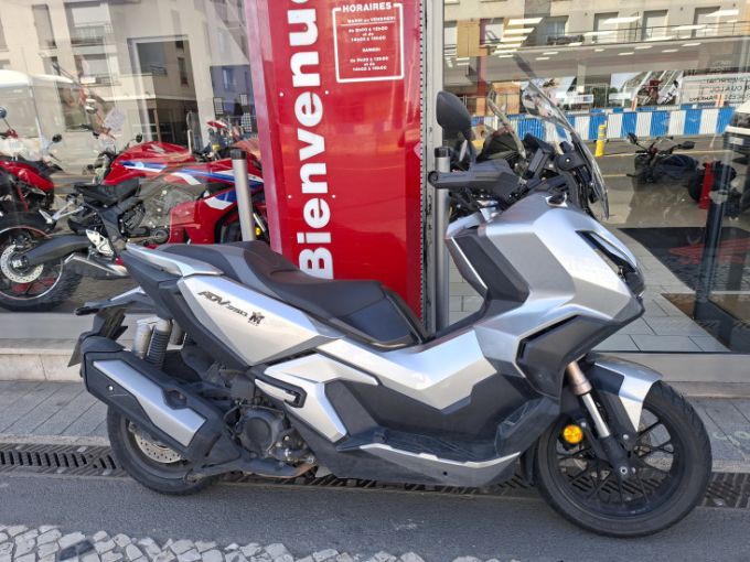 HONDA ADV 350 4