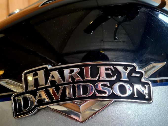 HARLEY-DAVIDSON TOURING ROAD KING 1690 CLASSIC 4