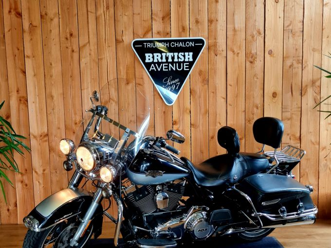 HARLEY-DAVIDSON TOURING ROAD KING 1690 CLASSIC 4