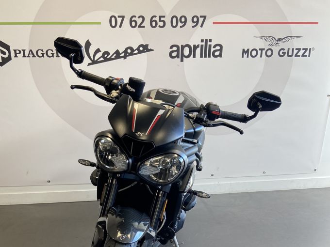TRIUMPH SPEED TRIPLE 1050 RS 4