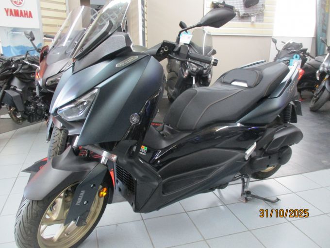 YAMAHA XMAX 125 TECH MAX 4