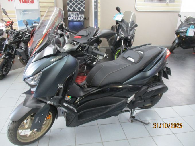 YAMAHA XMAX 125 TECH MAX 4