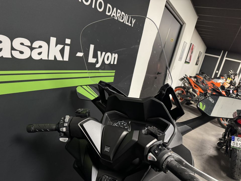 HONDA NSS FORZA 125 4