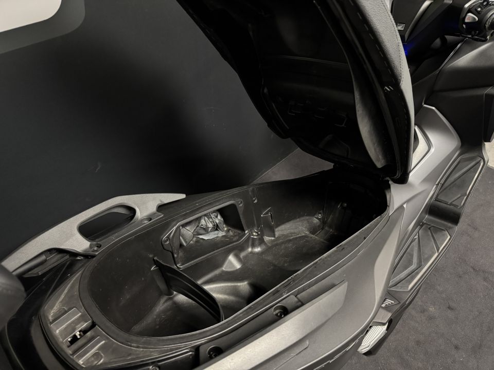 HONDA NSS FORZA 125 4