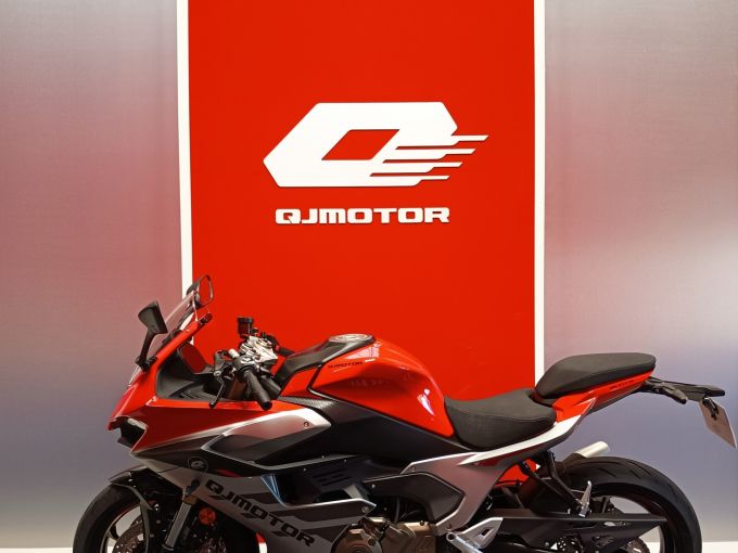QJ MOTOR SRK 600 RS 4