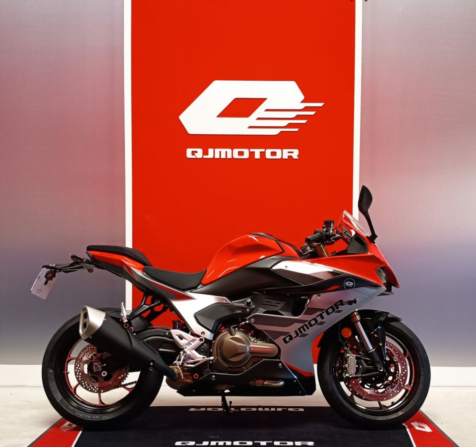 QJ MOTOR SRK 600 RS 4