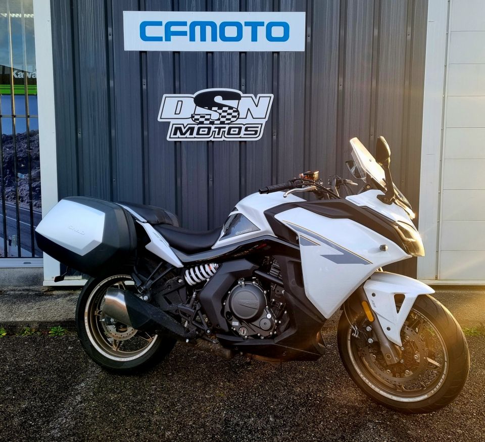 CF MOTO 650 GT 4