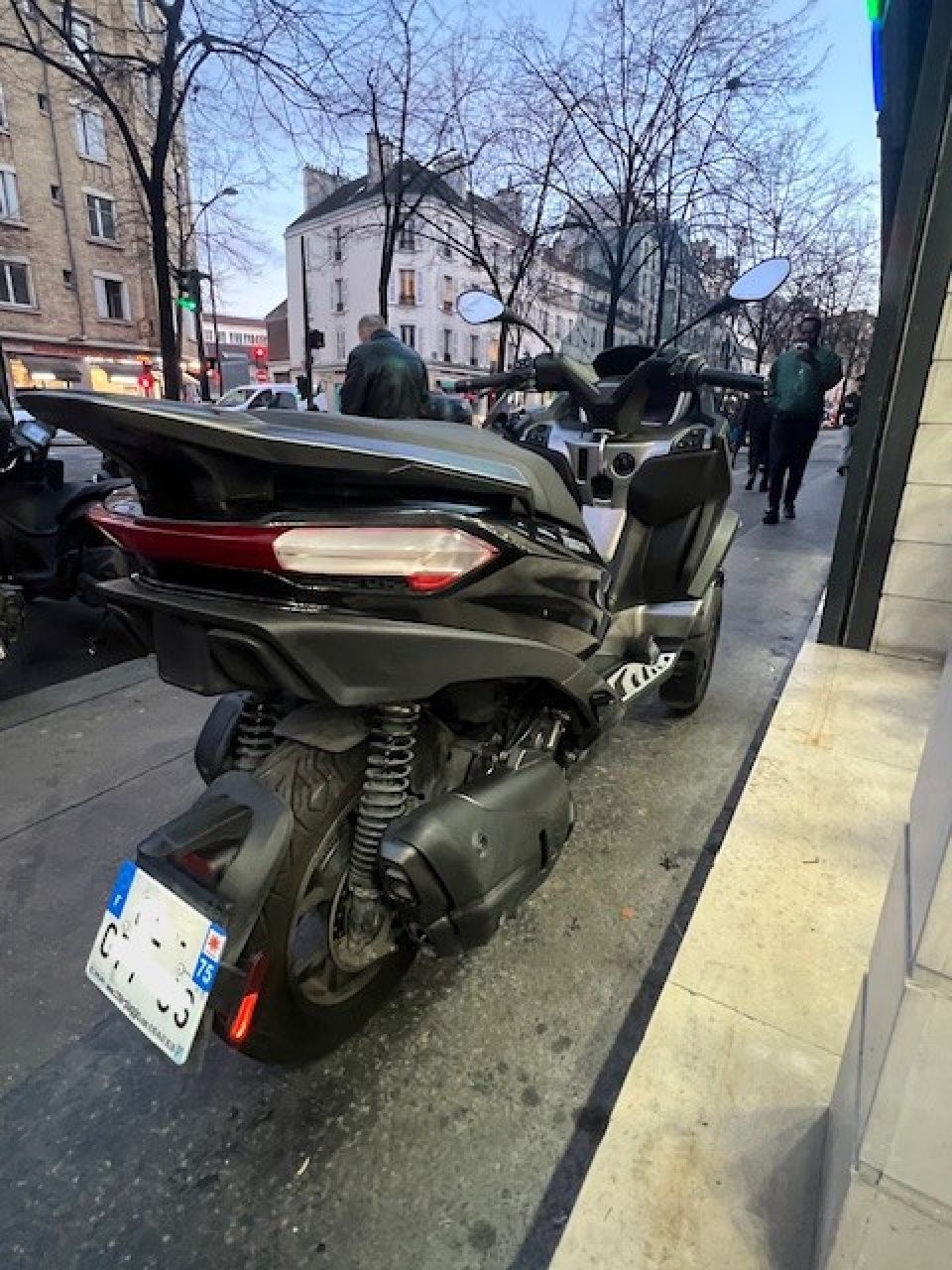 PIAGGIO MP3 530 HPE EXCLUSIVE 4