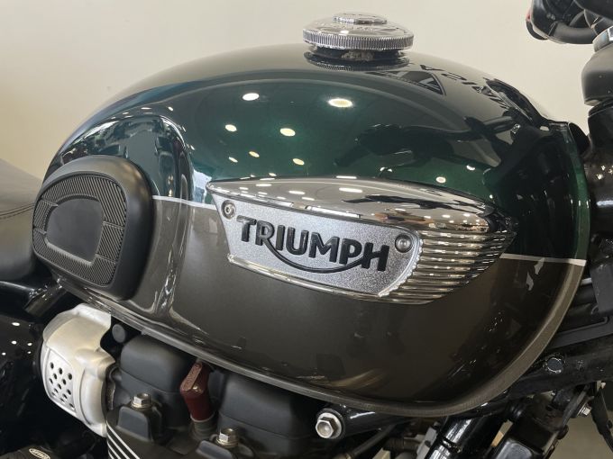 TRIUMPH Bonneville T100 4