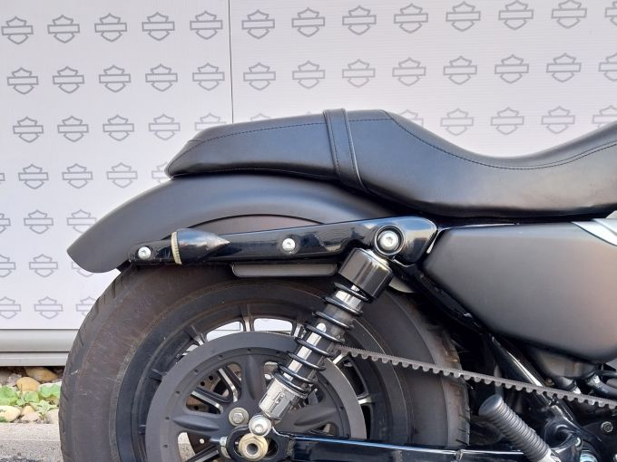 HARLEY-DAVIDSON SPORTSTER IRON 883 4