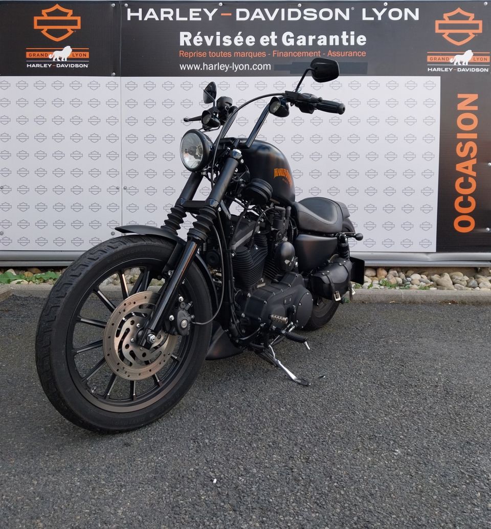 HARLEY-DAVIDSON SPORTSTER IRON 883 4