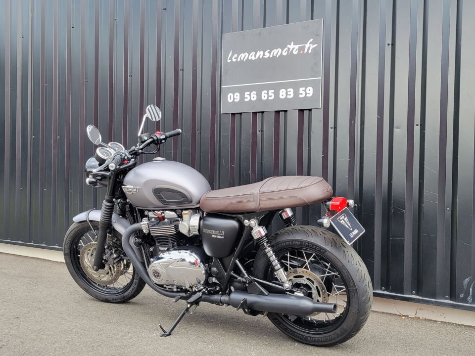 TRIUMPH Bonneville T120 Black 4