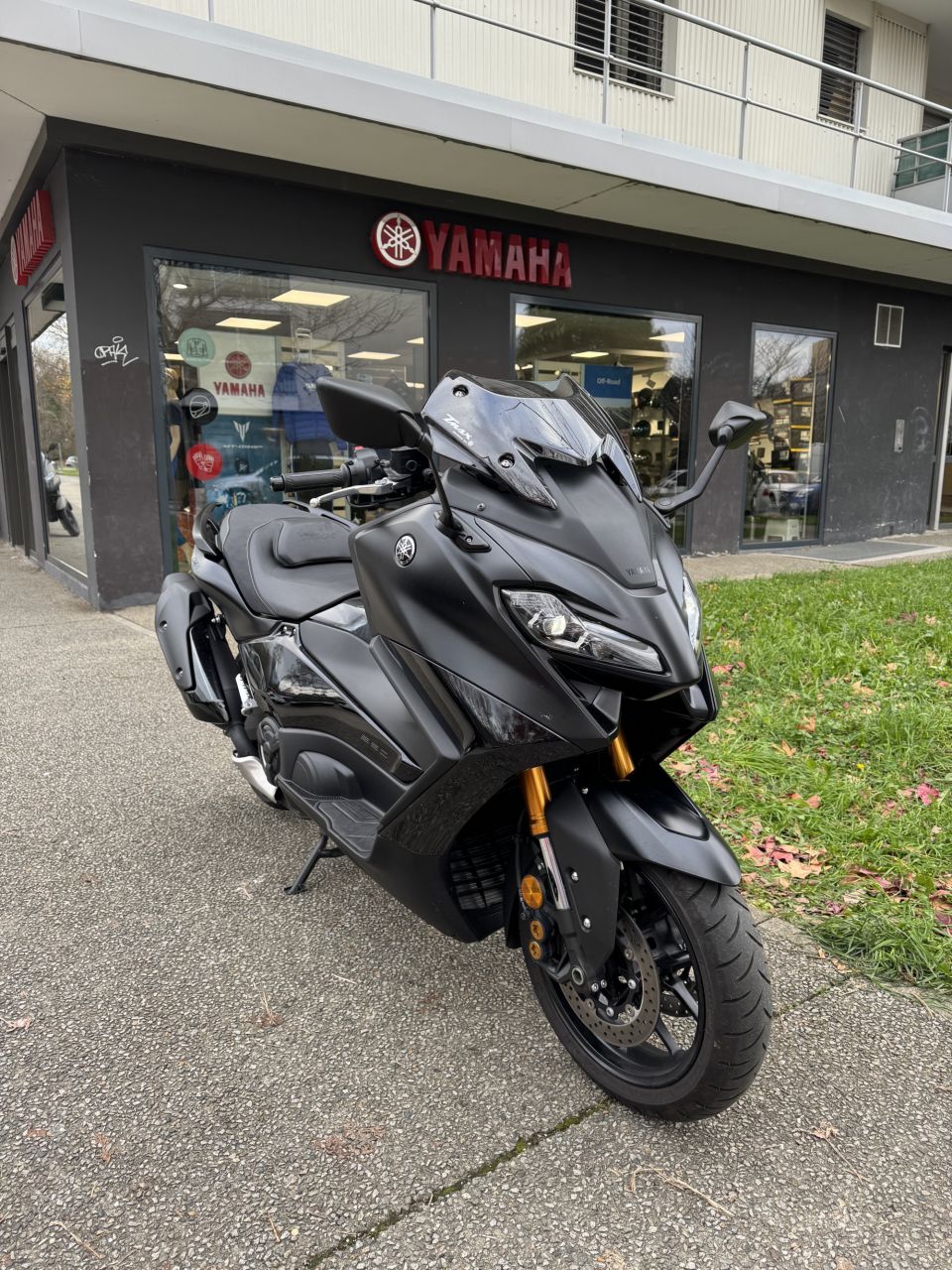 YAMAHA XP T-MAX 560 TECH MAX 4