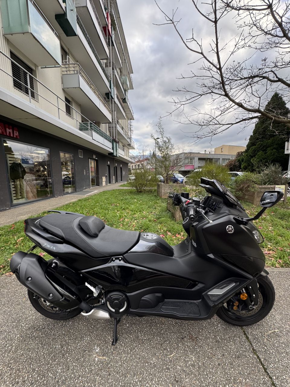 YAMAHA XP T-MAX 560 TECH MAX 4