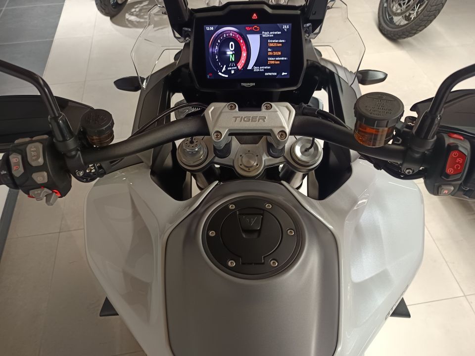 TRIUMPH TIGER 1200 GT PRO 4