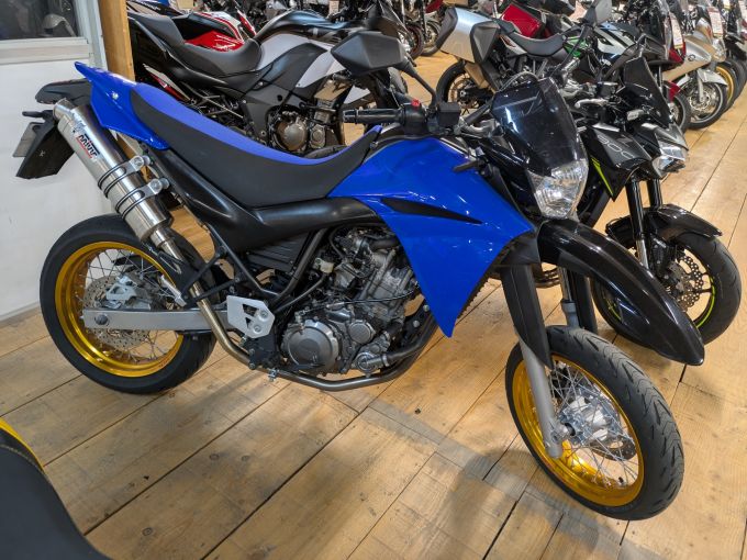 YAMAHA XT 660R 4