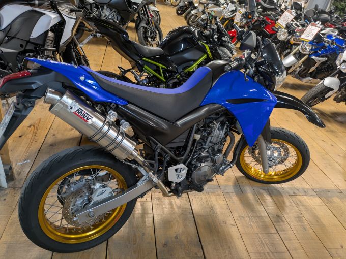 YAMAHA XT 660R 4