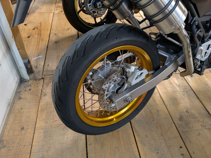 YAMAHA XT 660R 4