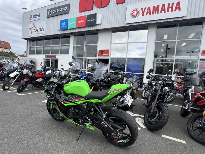 KAWASAKI ZX-6R 636 4