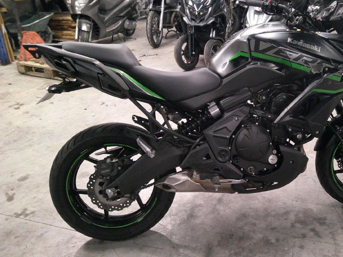 KAWASAKI VERSYS 650 4