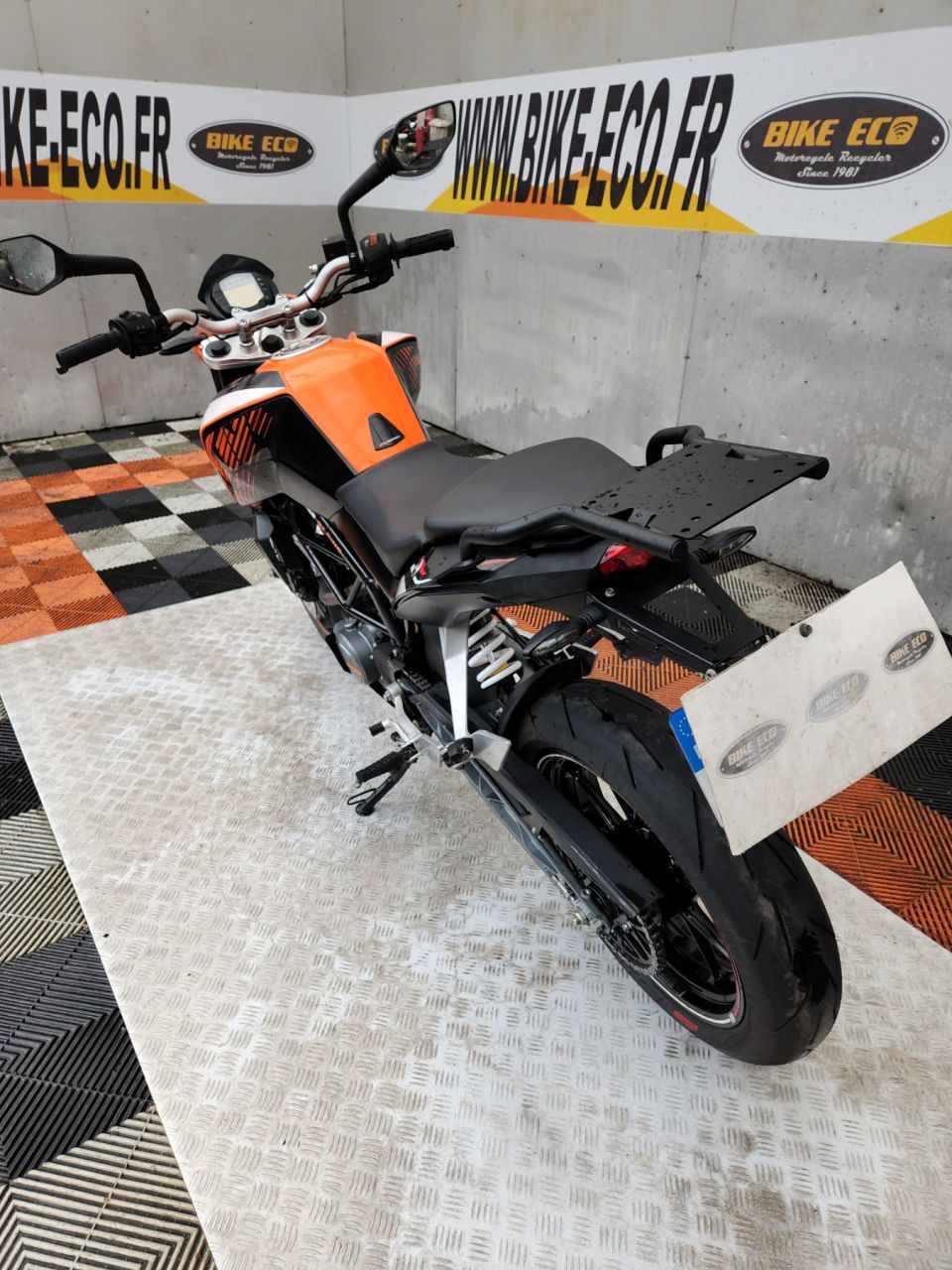 KTM 125 DUKE ABS 4