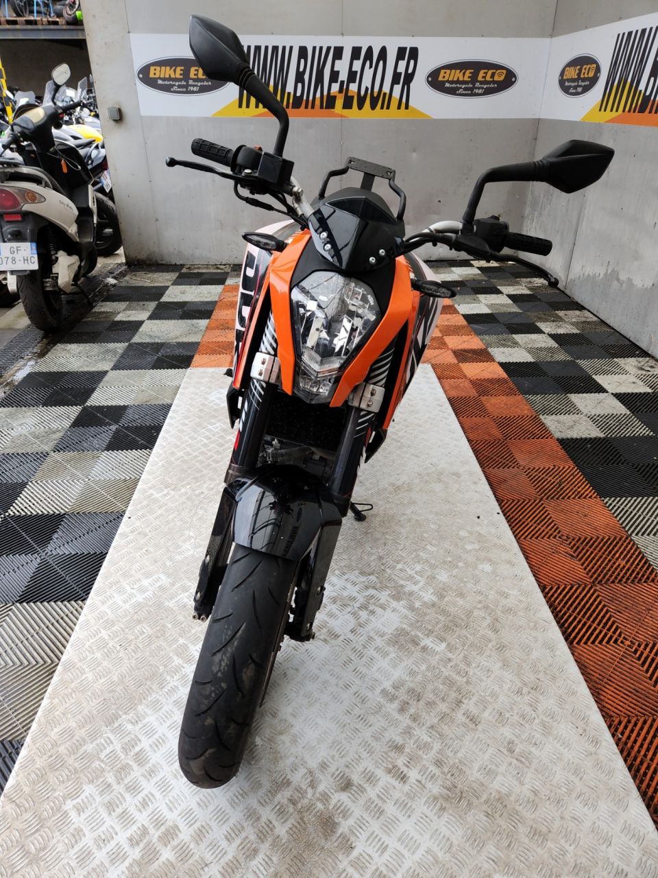 KTM 125 DUKE ABS 4