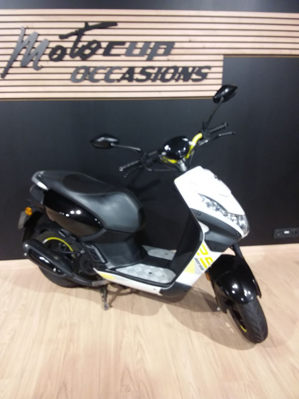 PEUGEOT STREET ZONE 50 4