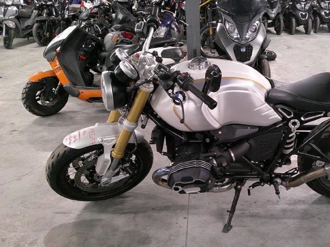 BMW R NineT 4