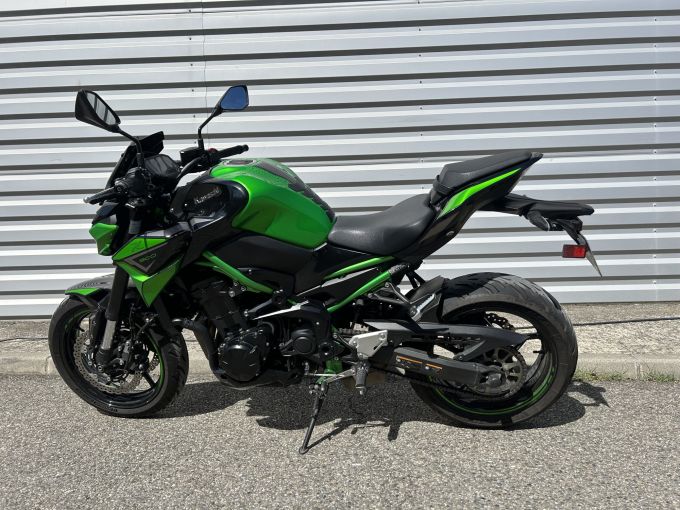 KAWASAKI Z900 4